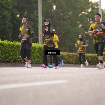 Runner Photo 6410062