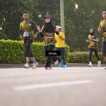 Runner Photo 6410102