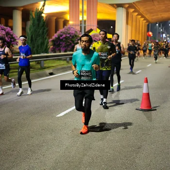 Runner Photo 6410106