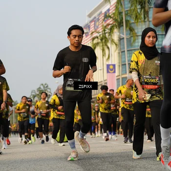 Runner Photo 6410121