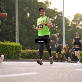 Runner Photo 6410139