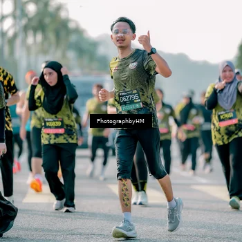 Runner Photo 6410150