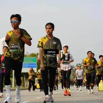 Runner Photo 6410158