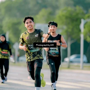 Runner Photo 6410211