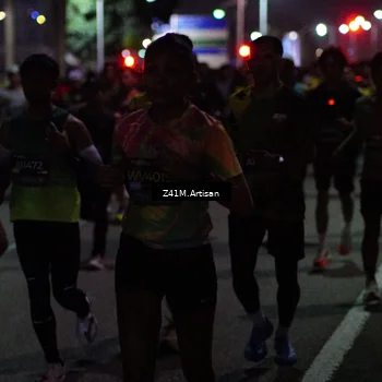 Runner Photo 6410243