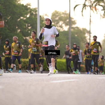 Runner Photo 6410300
