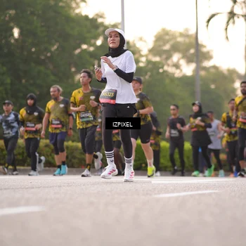 Runner Photo 6410379