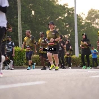 Runner Photo 6410422