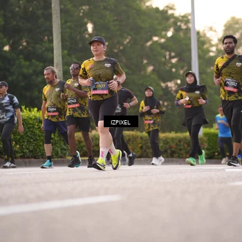 Runner Photo 6410461