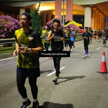Runner Photo 6410500