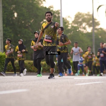 Runner Photo 6410511