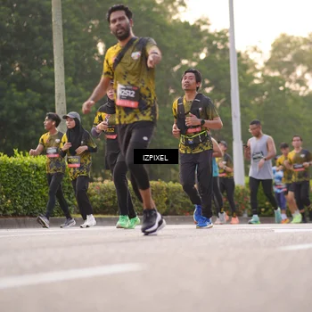 Runner Photo 6410545