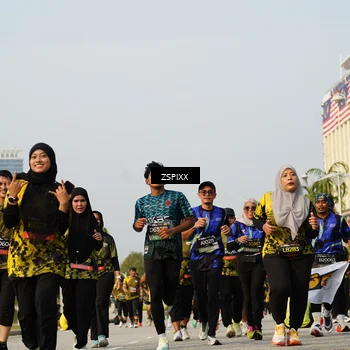 Runner Photo 6410563