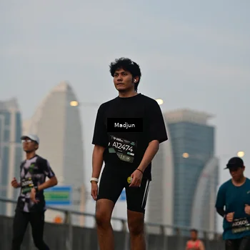 Runner Photo 6410580