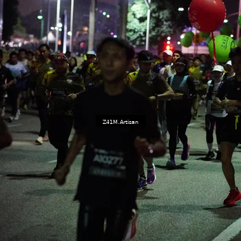 Runner Photo 6410599