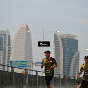 Runner Photo 6410606