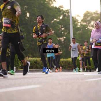 Runner Photo 6410612