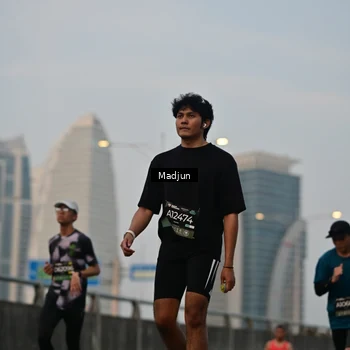 Runner Photo 6410629
