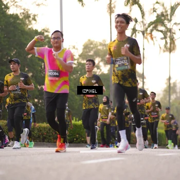 Runner Photo 6410651