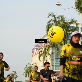 Runner Photo 6410652
