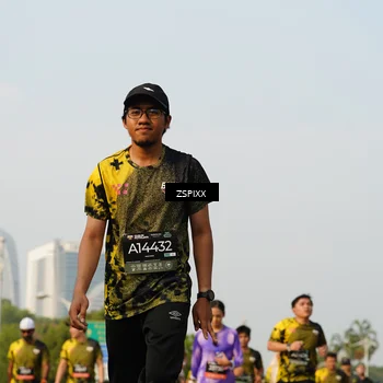 Runner Photo 6410654