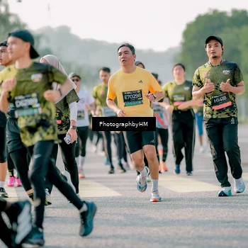 Runner Photo 6410663