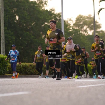 Runner Photo 6410679