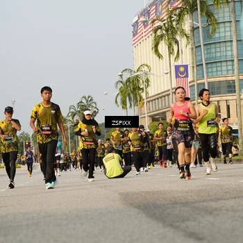 Runner Photo 6410692