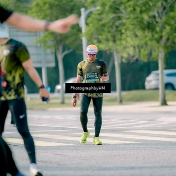 Runner Photo 6410715
