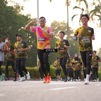 Runner Photo 6410726