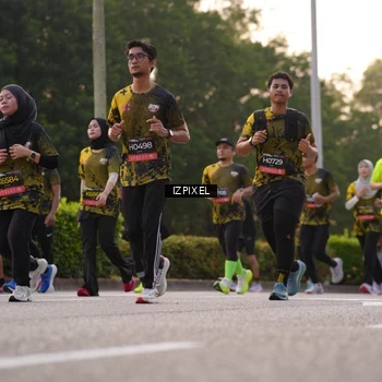Runner Photo 6410734
