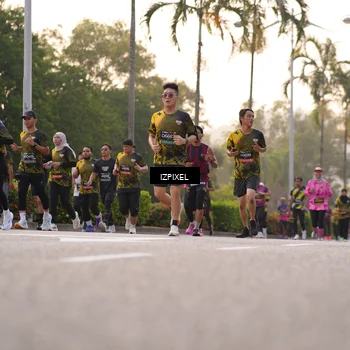 Runner Photo 6410769
