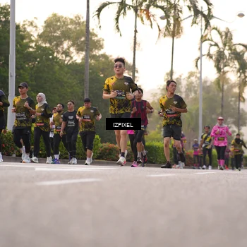 Runner Photo 6410773
