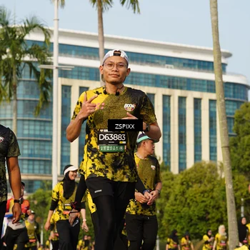 Runner Photo 6410782