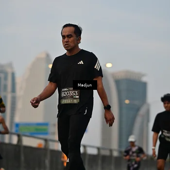 Runner Photo 6410795