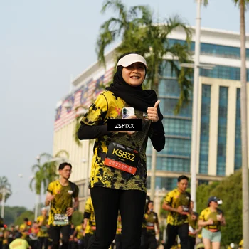 Runner Photo 6410797