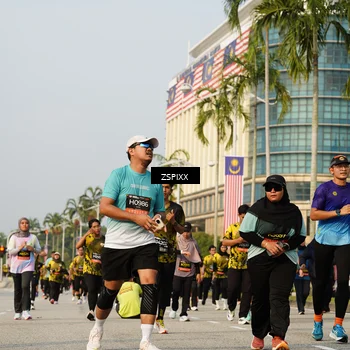 Runner Photo 6410821