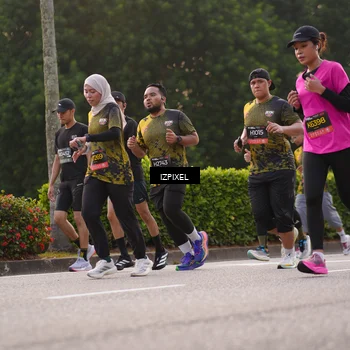 Runner Photo 6410847