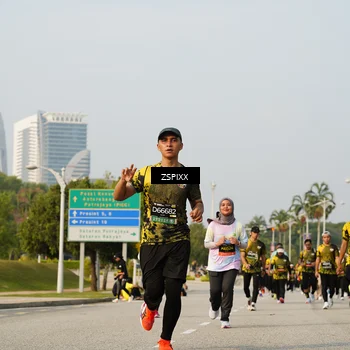 Runner Photo 6410869
