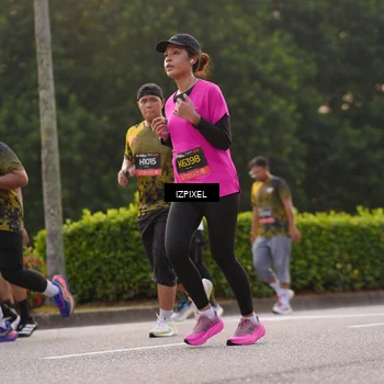 Runner Photo 6410876