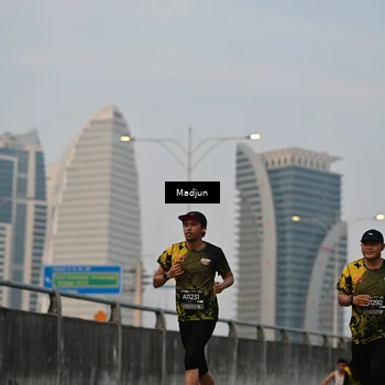 Runner Photo 6410877