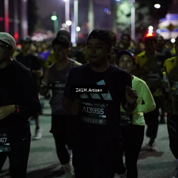 Runner Photo 6410894