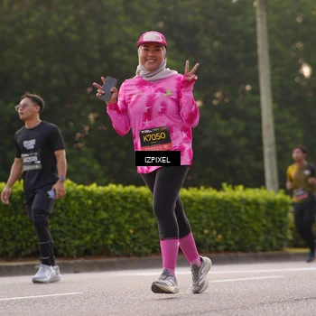 Runner Photo 6410916