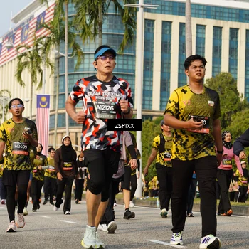 Runner Photo 6410918