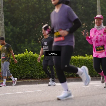 Runner Photo 6410934