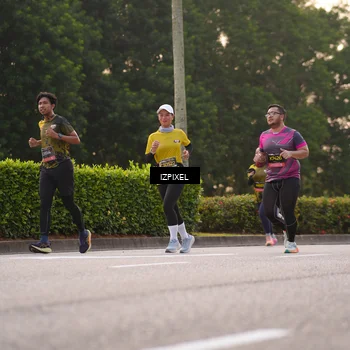Runner Photo 6410987