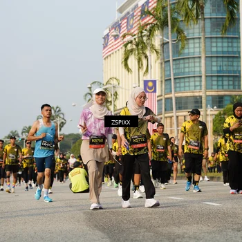 Runner Photo 6411004