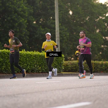 Runner Photo 6411009