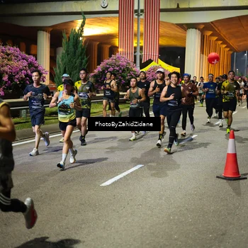 Runner Photo 6411011