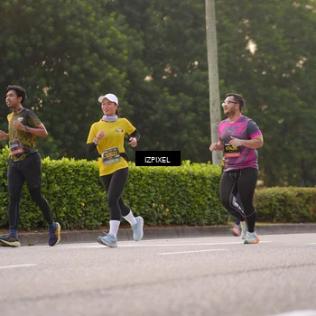 Runner Photo 6411018